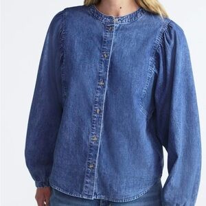NWT Women’s Scoop long sleeve Denim Blue loose fit Button-Up Shirt